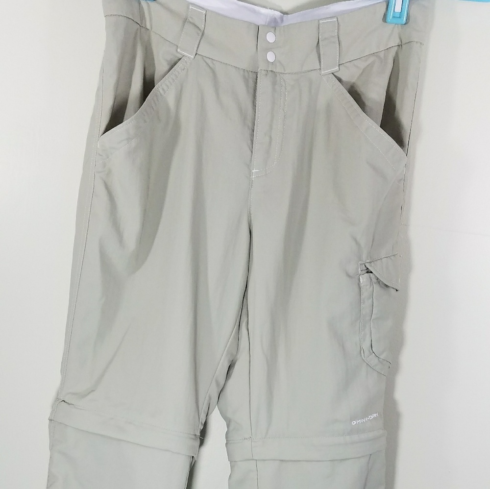 Sold ! Columbia women's  zip off convertible